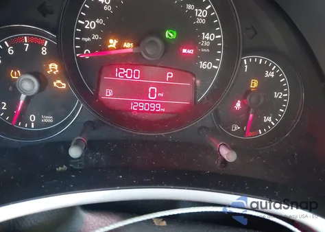 2012 Volkswagen Beetle 2.5L z USA, uszkodzony, nr VIN 3VWJP7ATXCM661910